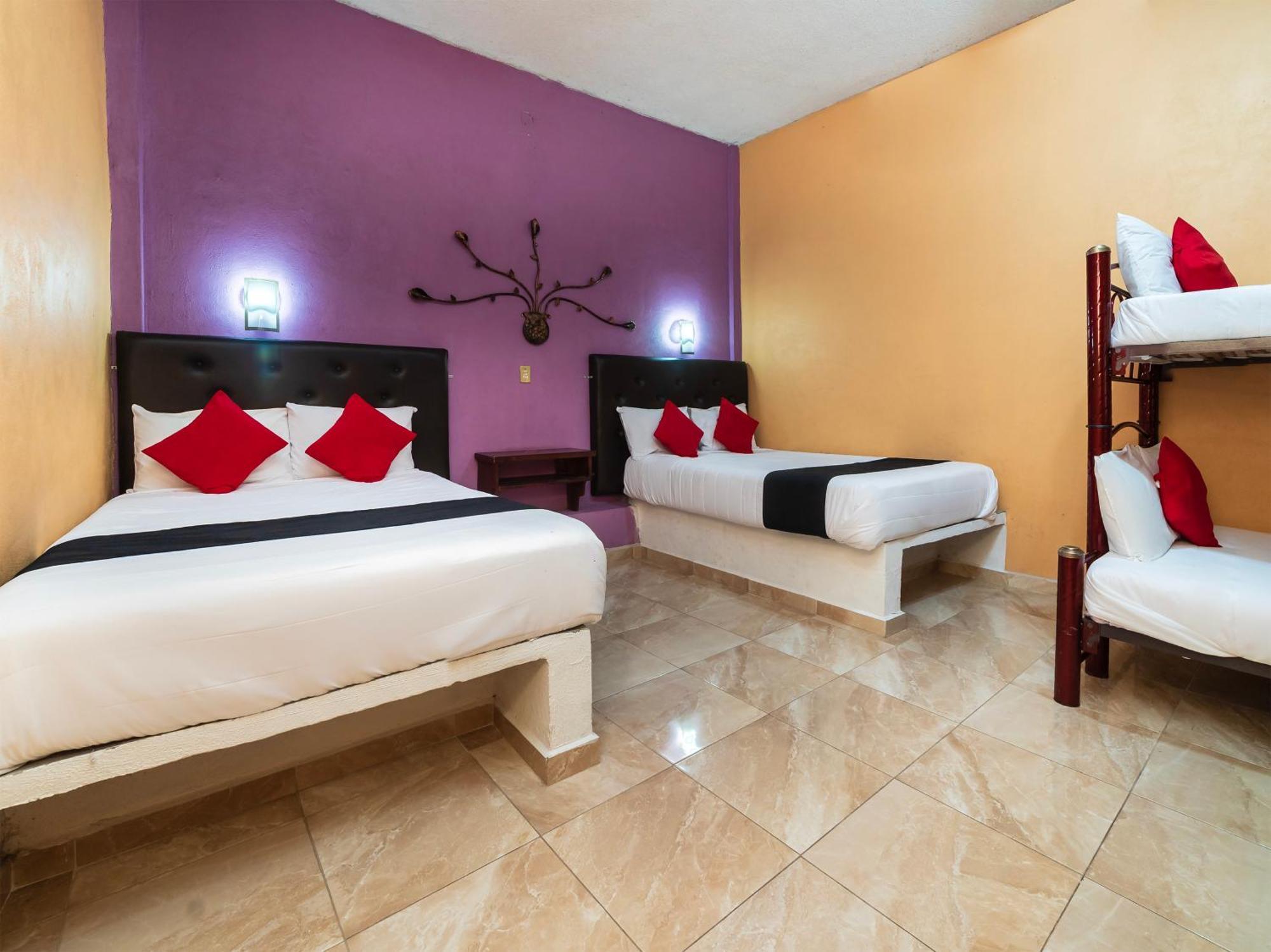Villas El Paraiso, El Rollo Tlaquiltenango Стая снимка
