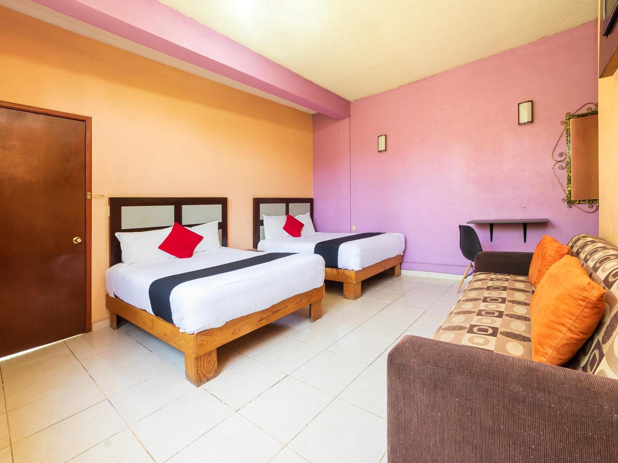 Villas El Paraiso, El Rollo Tlaquiltenango Стая снимка